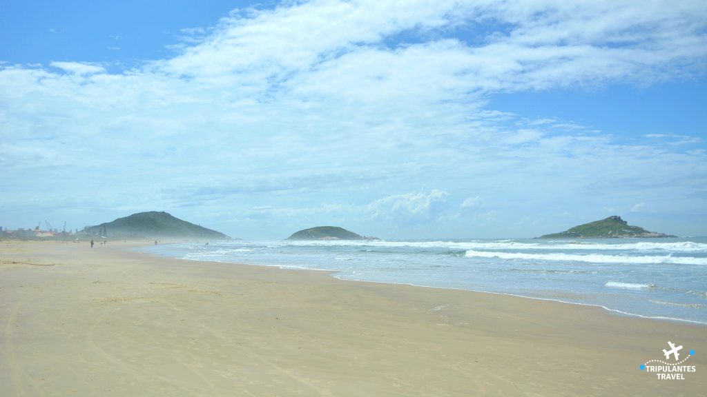 praia da vila 6 1024x576 - Praia da Vila em Imbituba SC: Guia para conhecer a praia recanto do surf