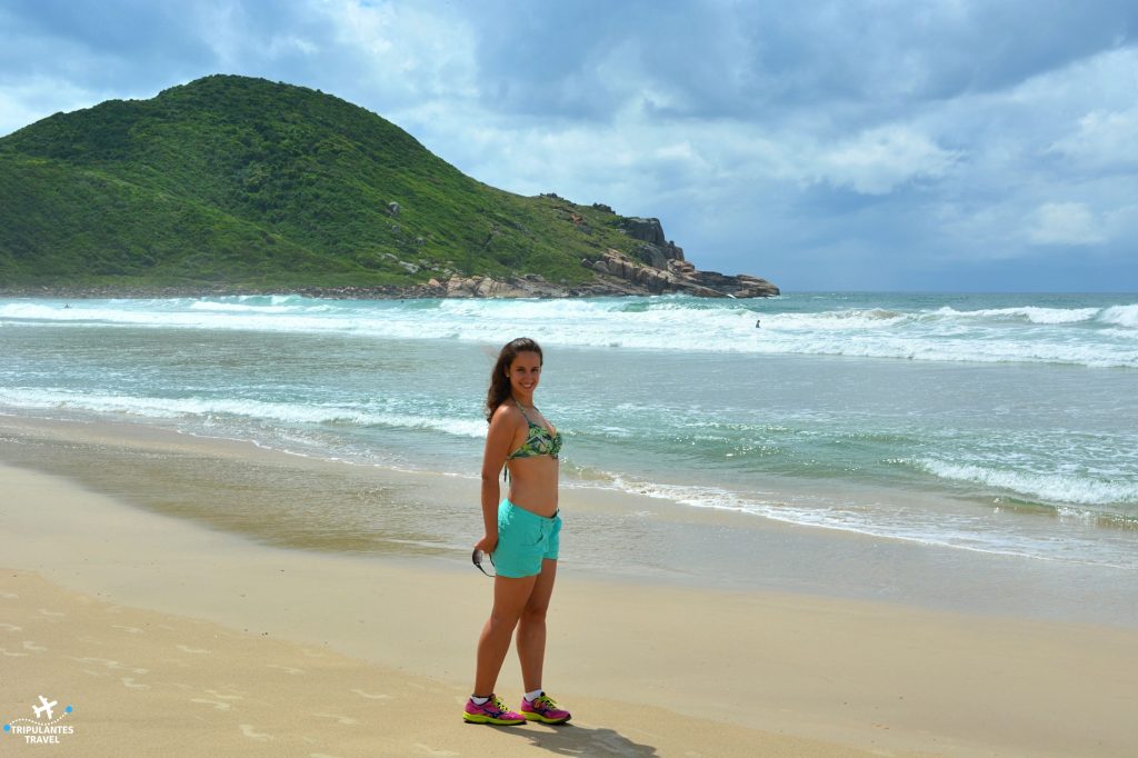 Praia do Rosa Canto Norte e seus morros verdes