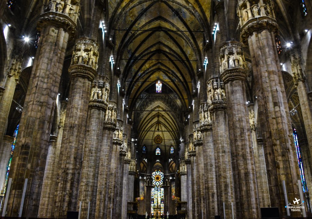 Interior do Duomo de Milão