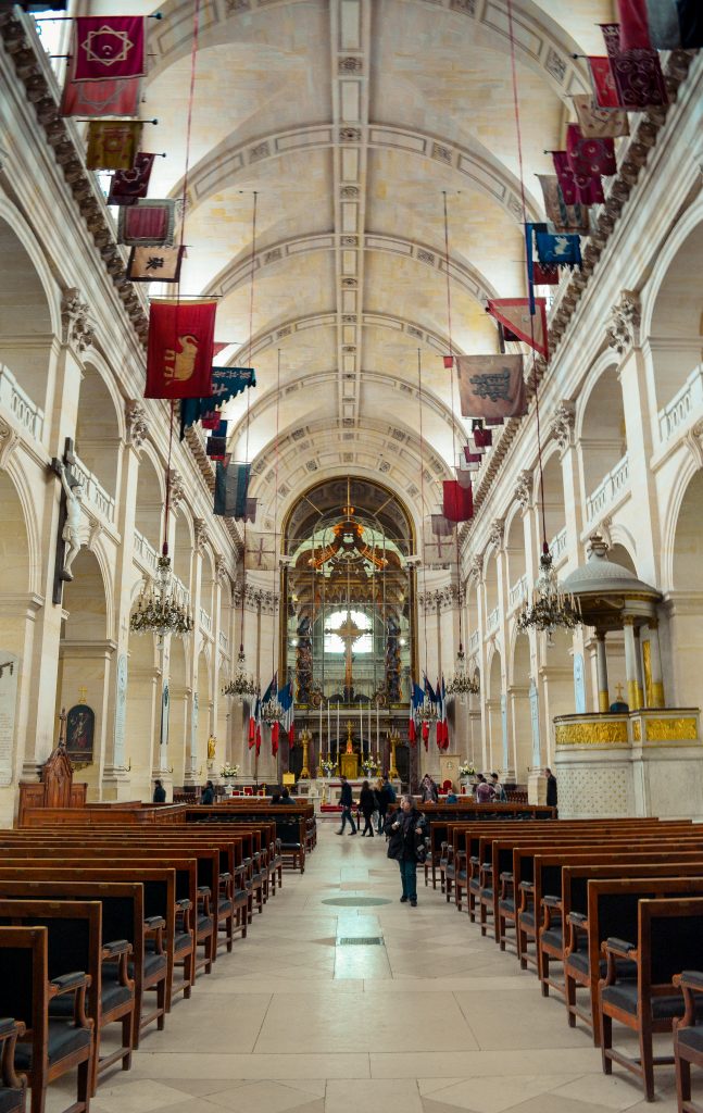 DSC 0432 647x1024 - Igrejas para se conhecer em Paris, além de Notre-Dame