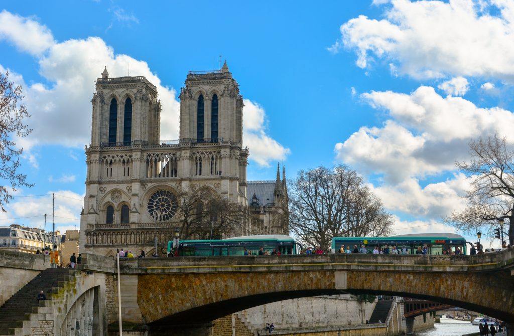 notre dame 1024x670 - Igrejas para se conhecer em Paris, além de Notre-Dame