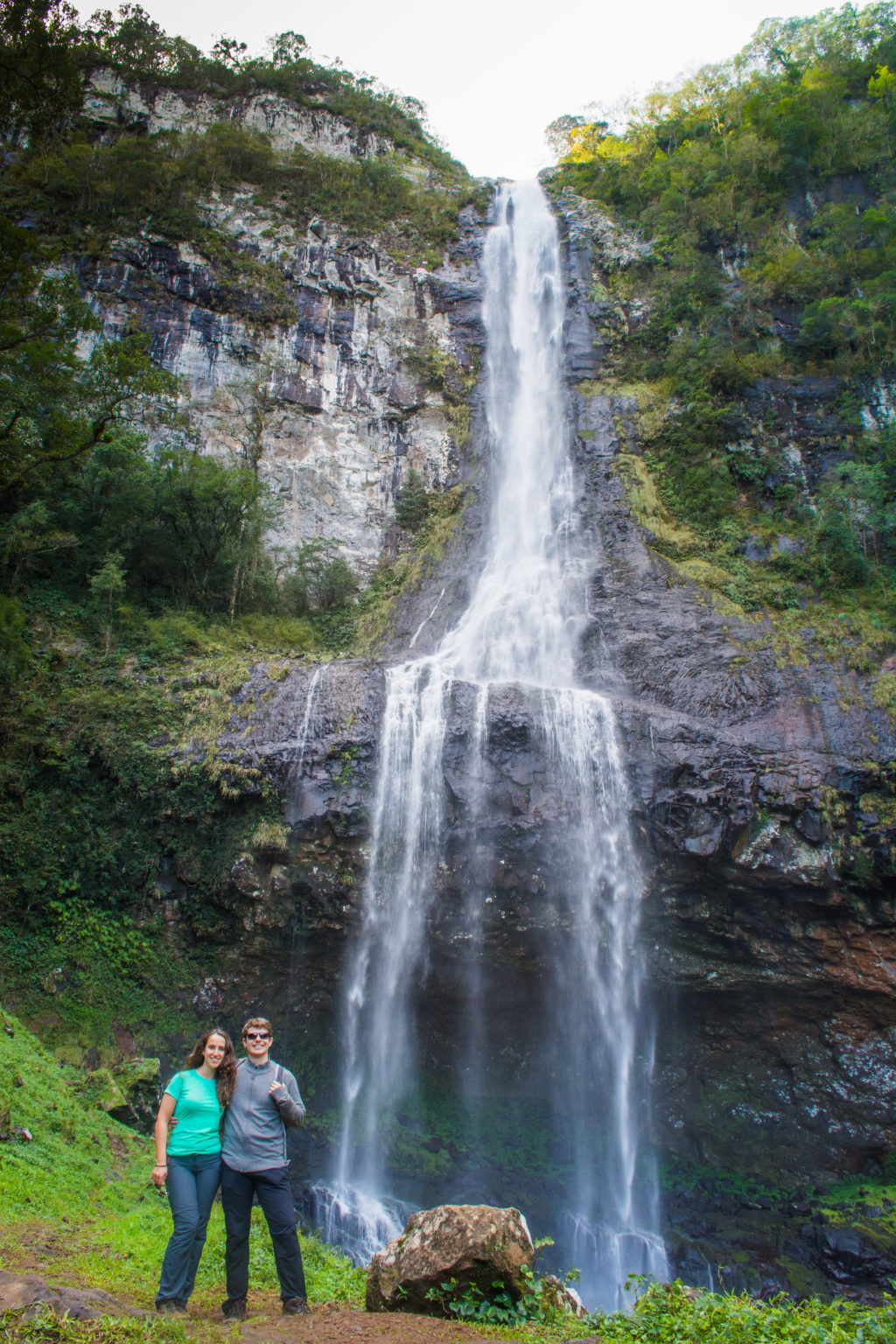 Cascata da Pedra Branca: Descubra as trilhas deste destino