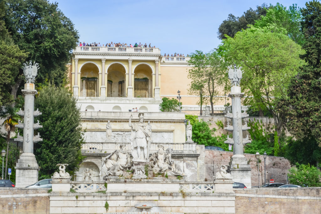  Jardins do Pincio em frente a Piazza Popolo