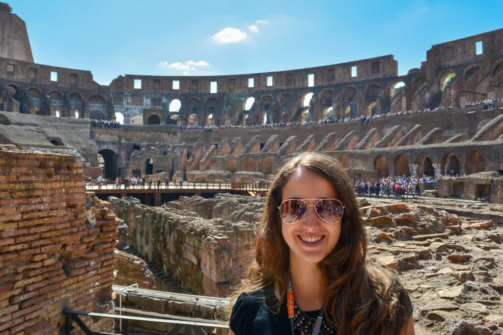 Ruínas internas do Coliseu