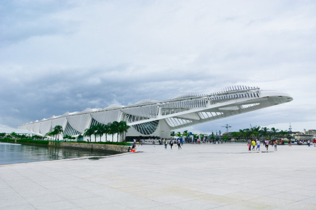Museu do Amanhã no Rio de Janeiro e sua estrutura enorme